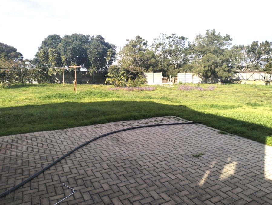 To Let 2 Bedroom Property for Rent in Aalwyndal Western Cape
